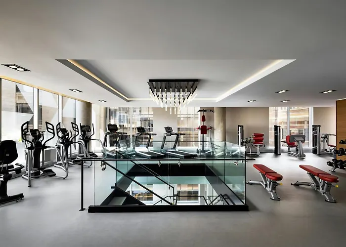Humaniti Hotel Montreal, Autograph Collection