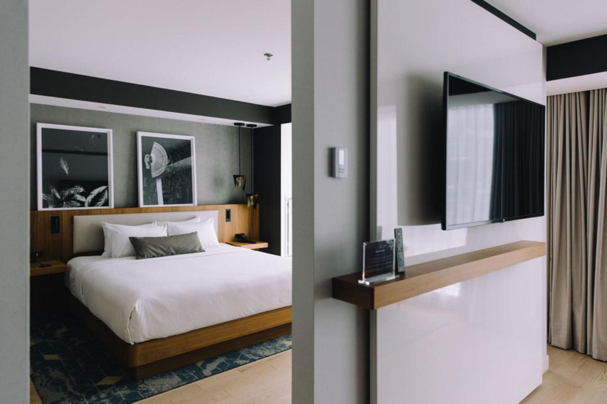 Humaniti Montreal, Autograph Collection Hotel 4*