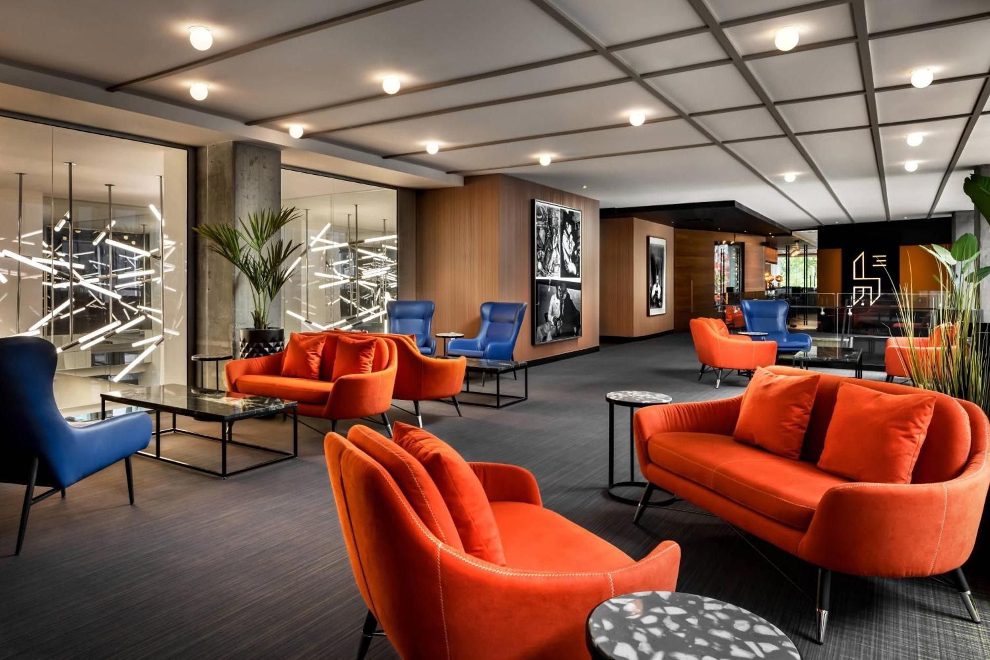 Hotel Humaniti Montreal, Autograph Collection Montréal
