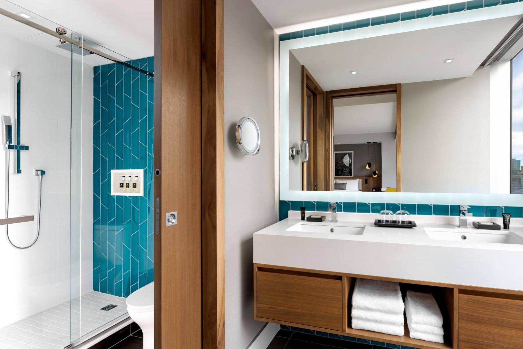 Hotel Humaniti Montreal, Autograph Collection Montréal